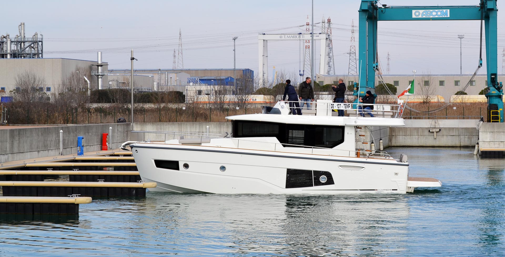 yacht-IPS-cranchi-testen