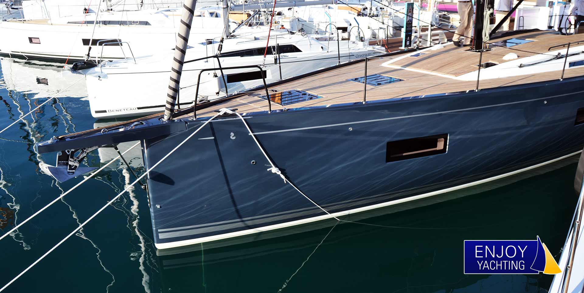 01_rumpffarbe-beneteau-first-yacht-53RvEFFPLUKXIM6
